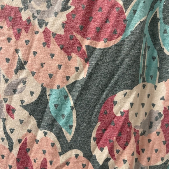 Nwt lularoe perfect tee floral print size large - Picture 3 of 4